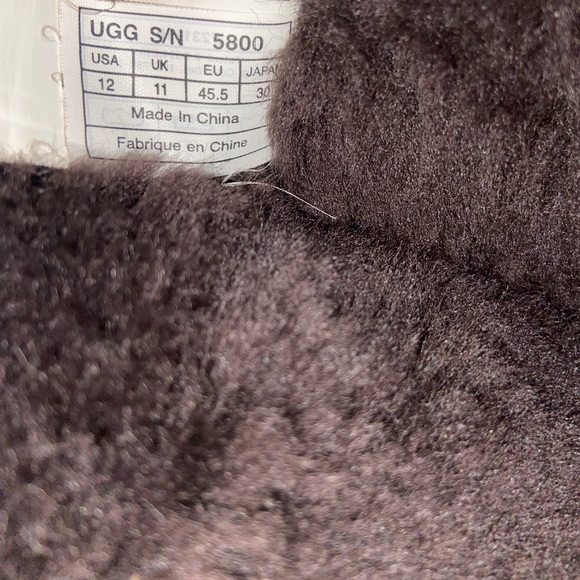 UGG Classic Brown Short - Gently worn - Picture 4 of 7